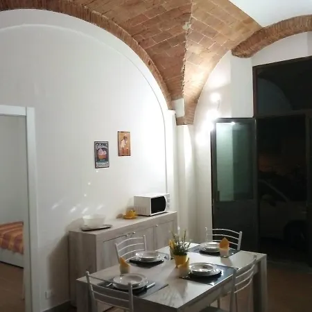 La Casa Di Dario, Dario's House. * Pisa